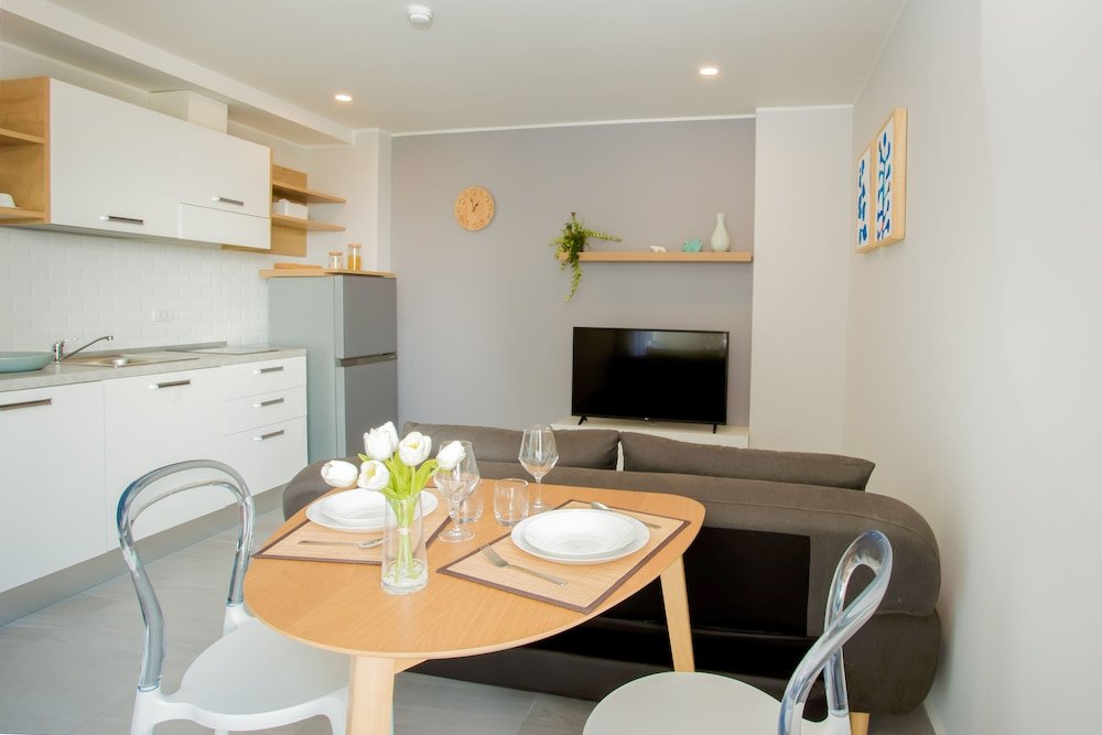 Пхукет: The Vibe Deluxe 1 Apartments