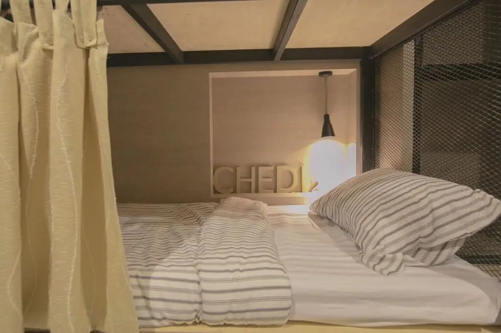 Пхетчхабури: Chedi View Hostel & Rooftop Bar