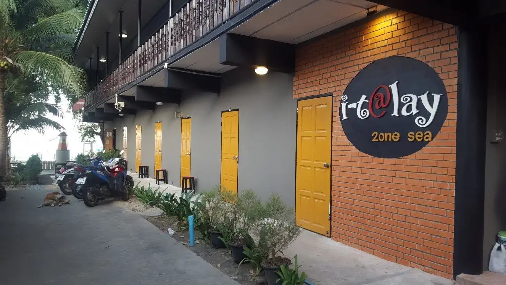 Ко Самет: I-Talay Zone Sea Hotel
