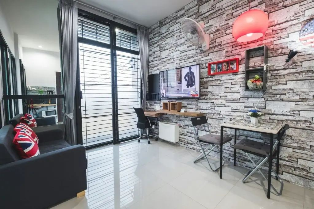 Кхлонг-Янг: The Smart Hostel