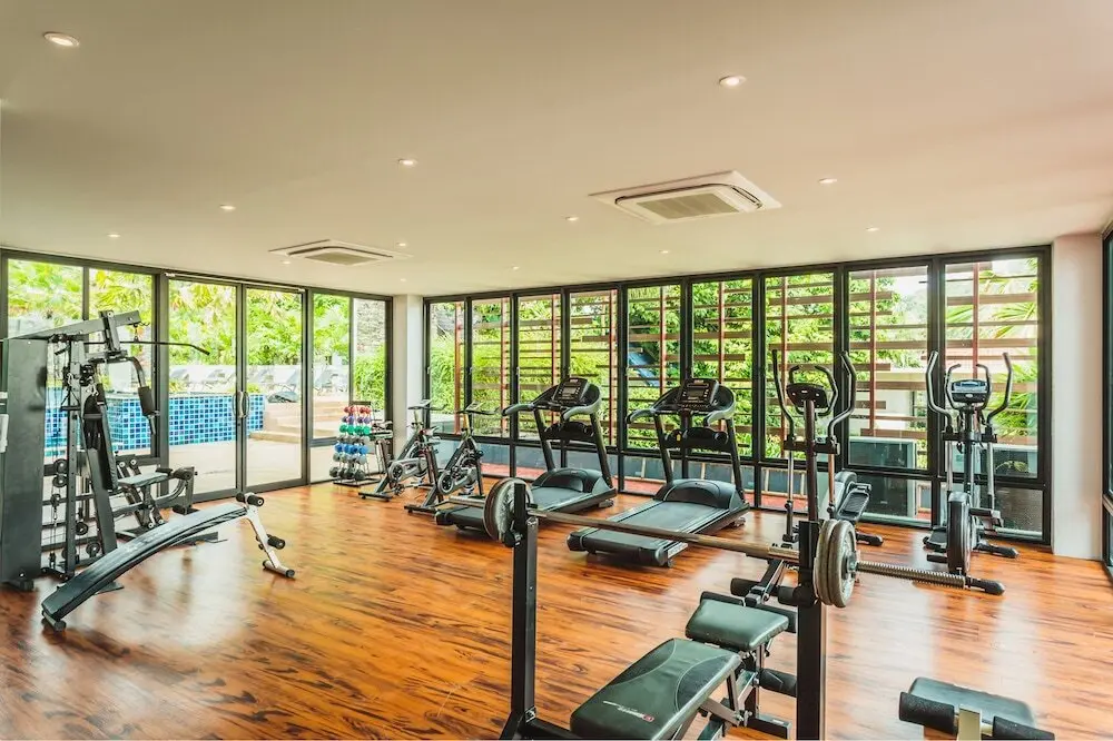 Муанг: Condo in Nai Harn in ReLife 15-123-210