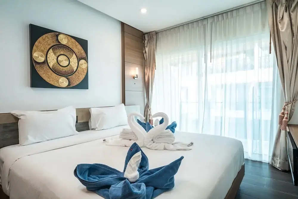 Кату: AP Grand Residence by Lofty