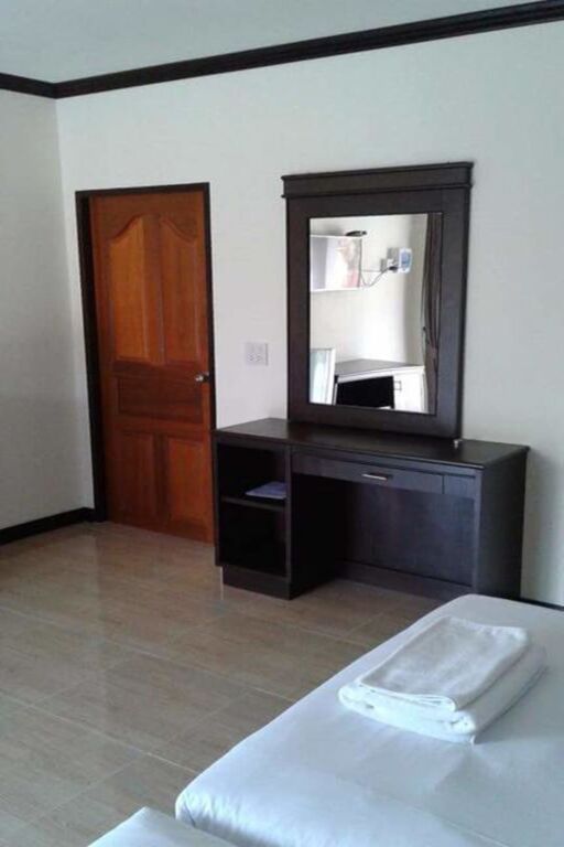 Тхаланг: Sai Kaew House