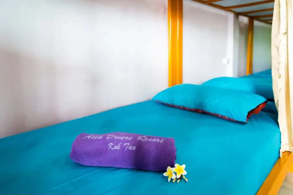 Чумпхон: Railway Hostel - Adults Only
