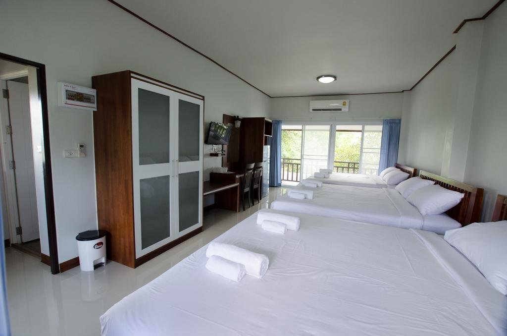Столичный район Чантхабури: Meena Resort