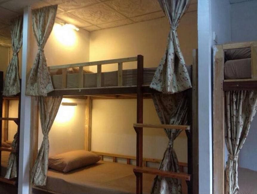 Бангкок: Rest Inn Dormitory Guesthouse