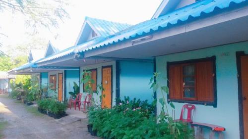 Чом-Тонг: Baan Suan Kittikorn
