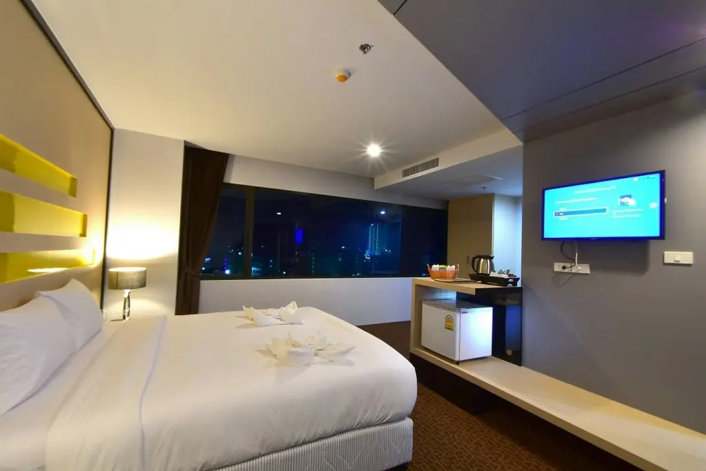 Хатъяй: Siam Oriental Hotel