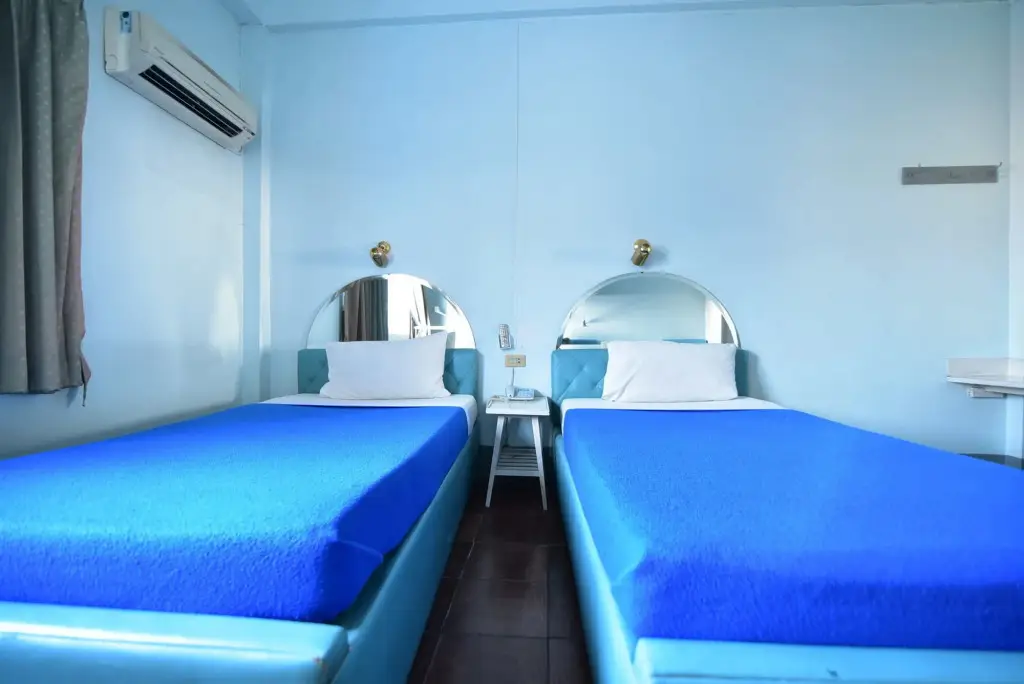 Накхонсаван: Anodard Hotel