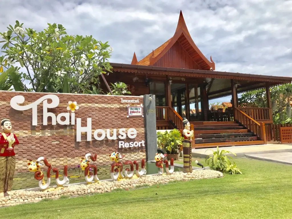 Пранбури : Thai House Hua Hin