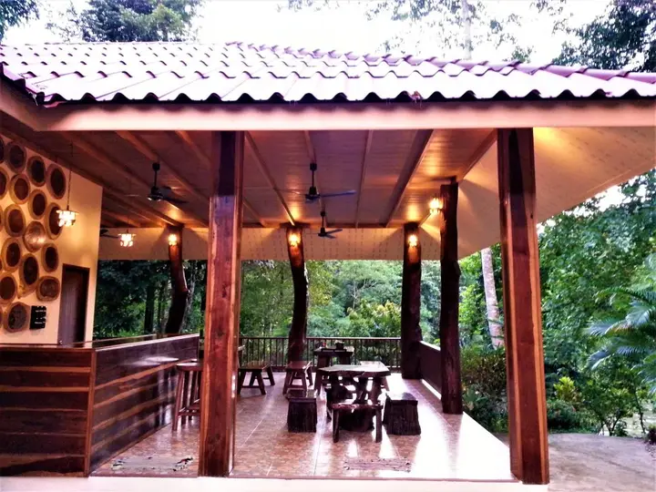 Фаном: Khao Sok River Home Resort