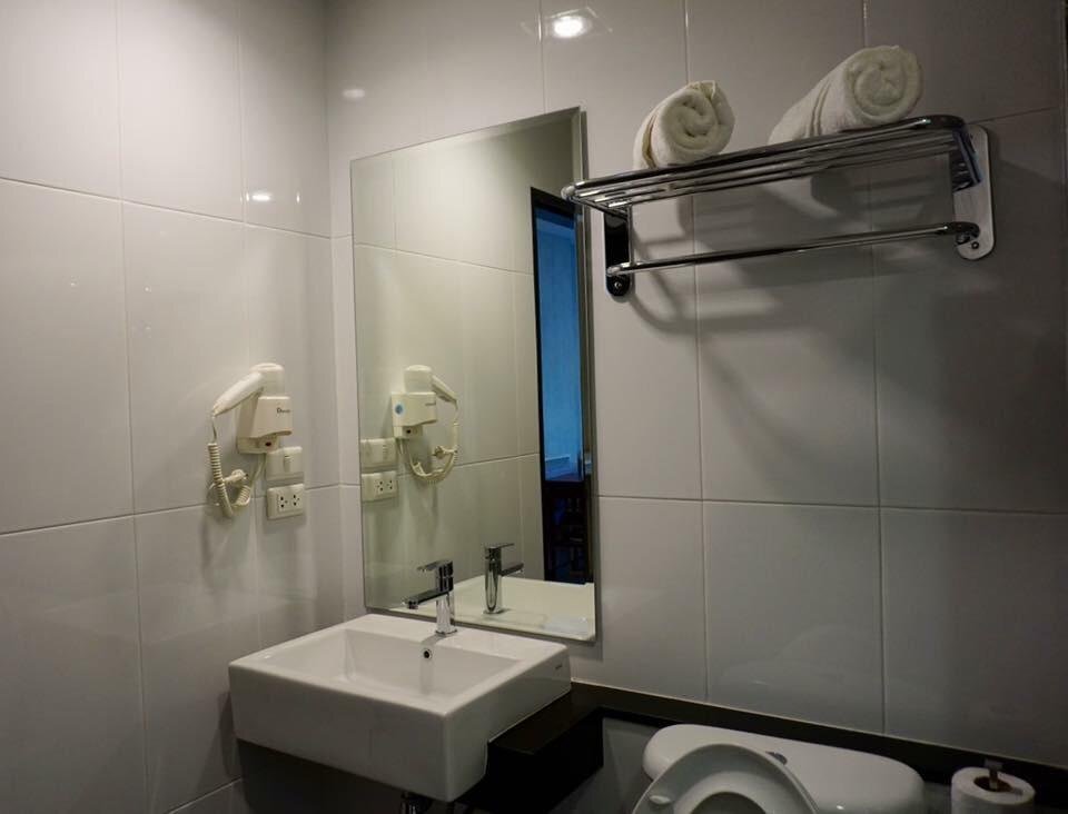 Бангкок: Bbhouse Khlongtan
