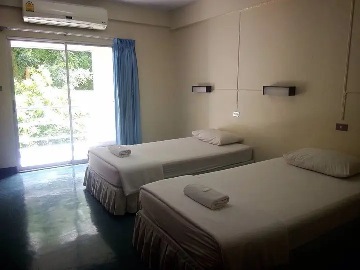 Супханбури: Sport Hotel