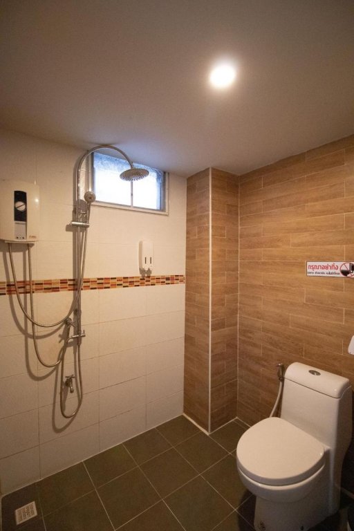 Кхлонг-Янг: Kun Hostel