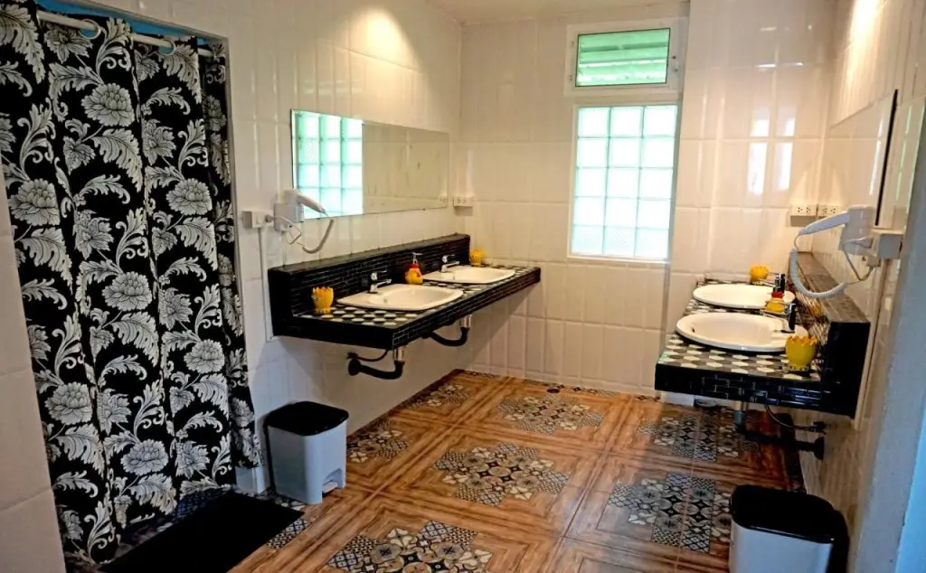 Ко Чанг: Sea Turtle Hostel - Adults Only