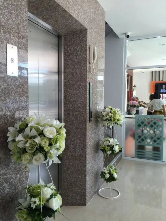 Транг: Je t'aime Hotel