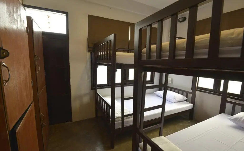 Бангкок: Some Rest Hostel Khao San
