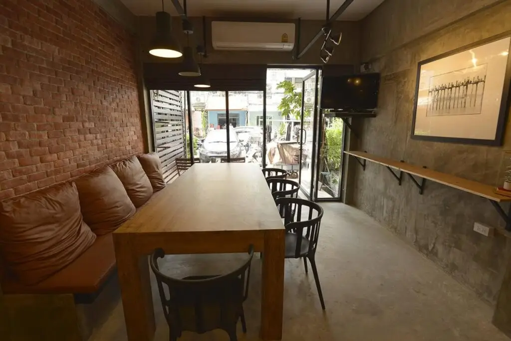 Бангкок: Some Rest Hostel Khao San
