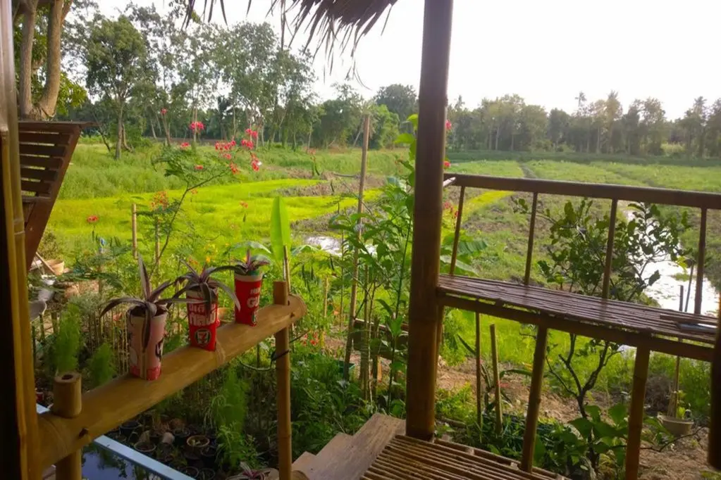 Паккрет: Cast Away  Homestay