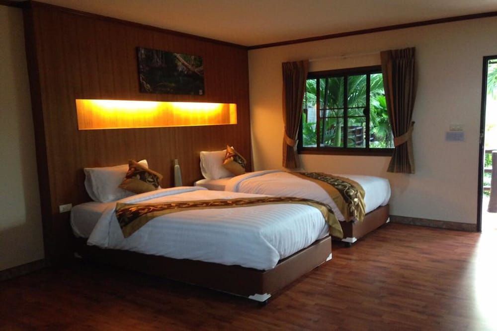 Краби: Ruenchan Resort at Saithai