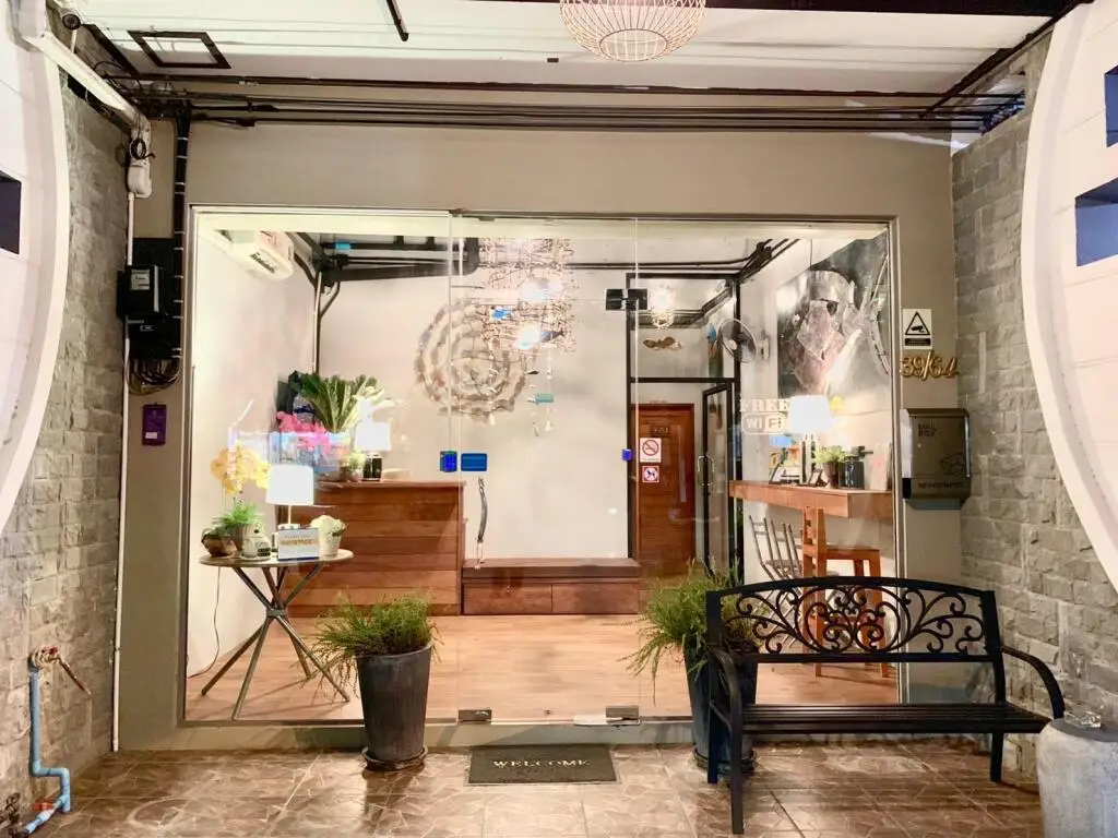 Муанг: Casa DeeDee (Dee Inn)