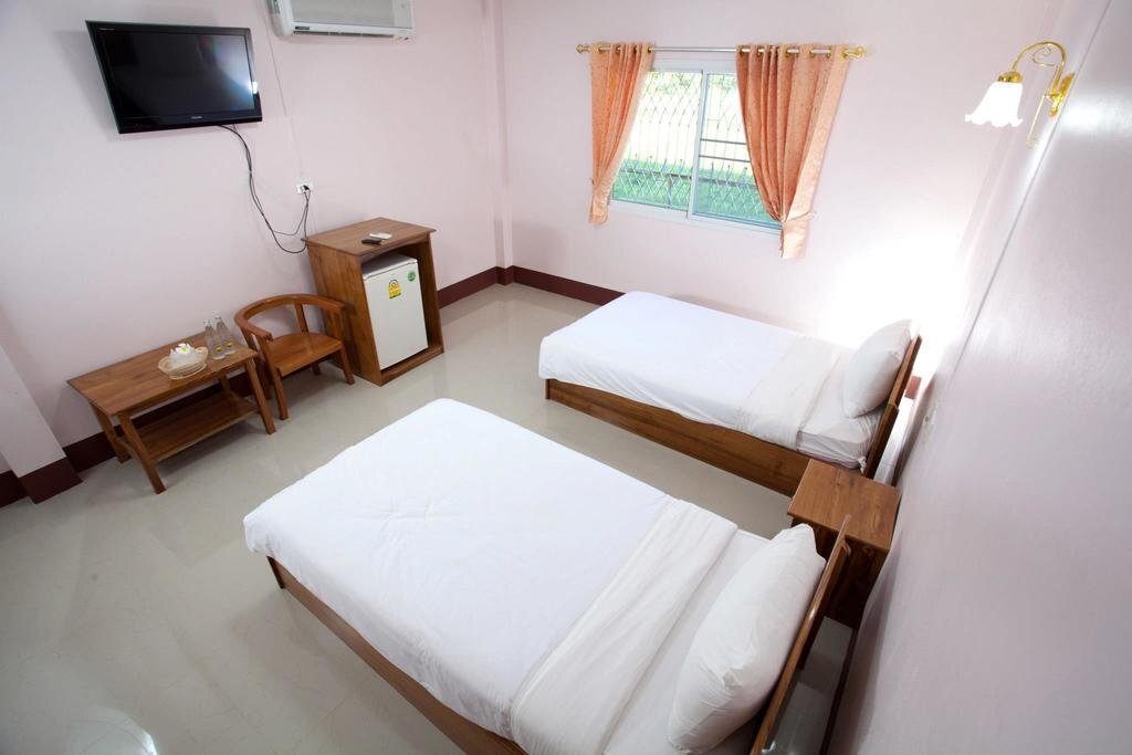 Нан: Eurngkum Hotel