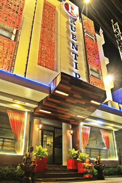 Чианграй: Ruenthip hotel