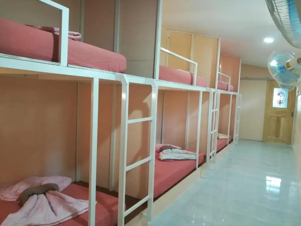 Старая часть Ланты: Koh Mook Hostel