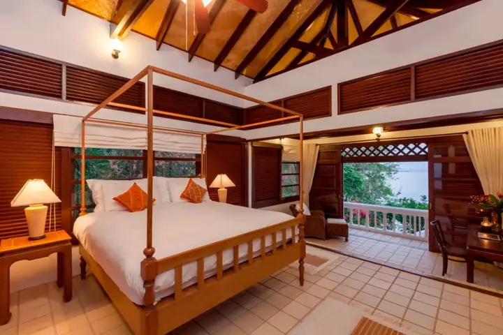 Муанг: Baan Khunying – Secluded Phuket Beachfront Villa - SHA Certified
