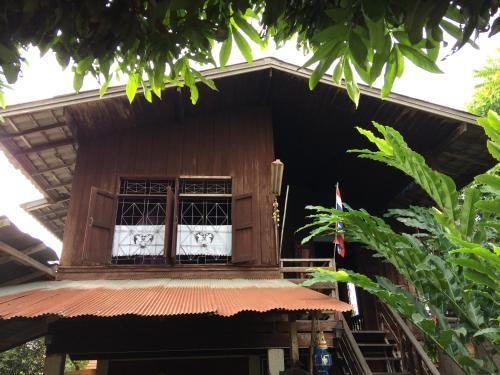 Лампанг: Baan Tha Nang Loy