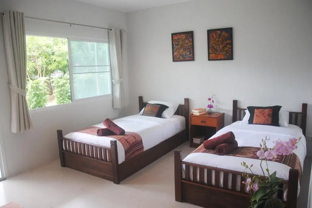 Сам-Рои-Йот: Baan Aroka Beach Front