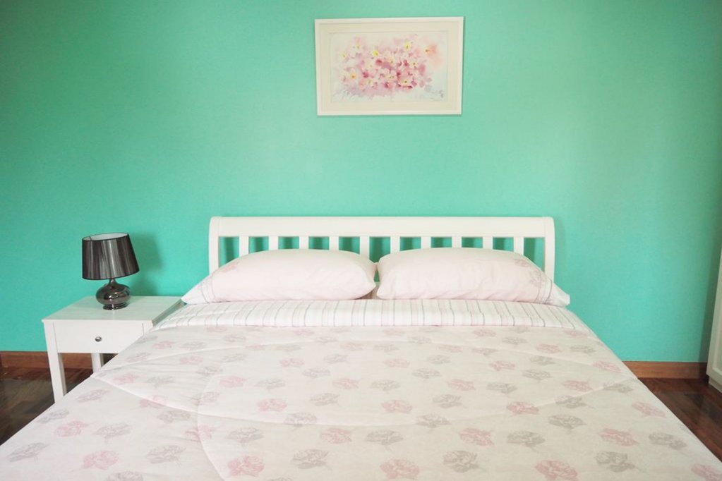Бангкок: Sukhumvit 50 Garden Home
