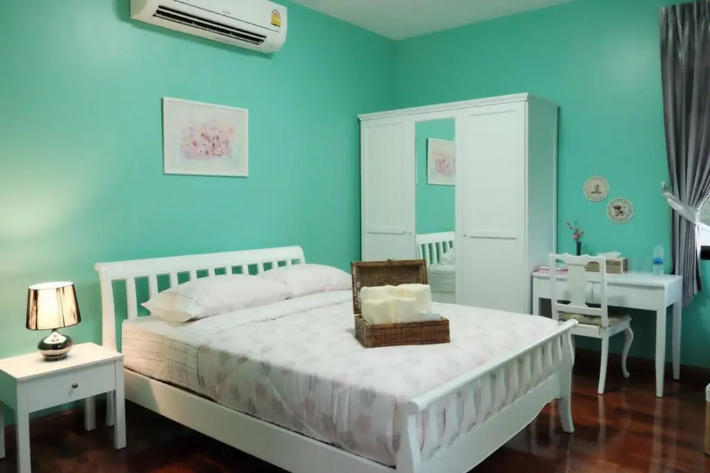 Бангкок: Sukhumvit 50 Garden Home