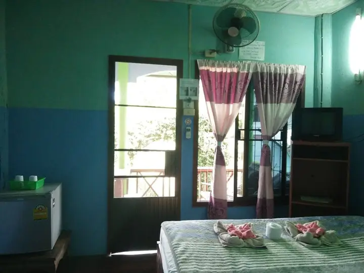Паи: Mr Jan Guest House