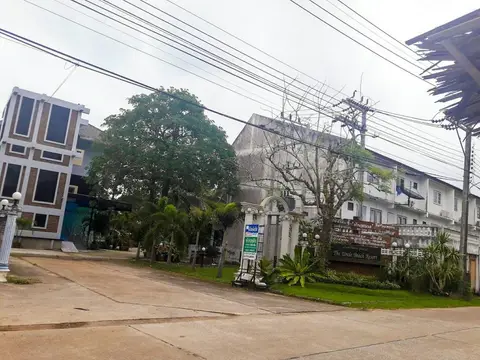 The Uncle Beach Resort — фото 1