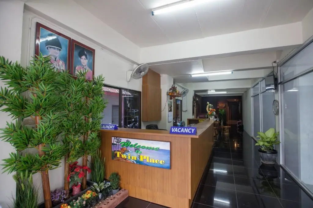 Кату: Twin Place at Kamala Beach