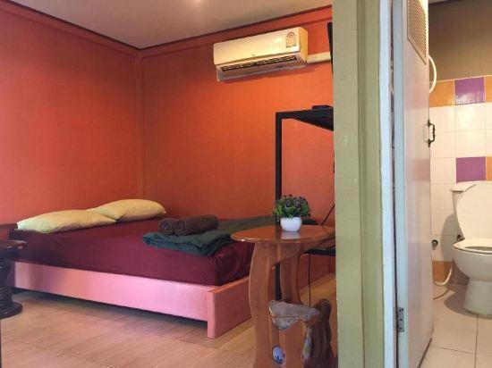 Донсак: Sea Sun Moon Hostel