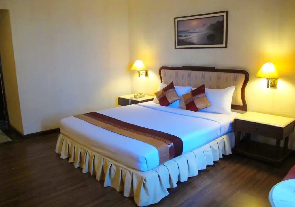 Хатъяй: Lee Gardens Hotel