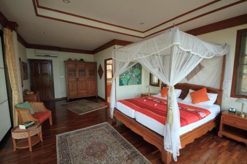 Самуи: Baan Lom Talay