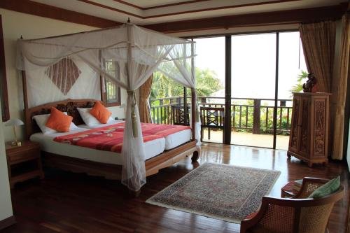 Самуи: Baan Lom Talay