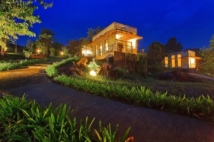 Сикхио: Twelve Oclock Resort