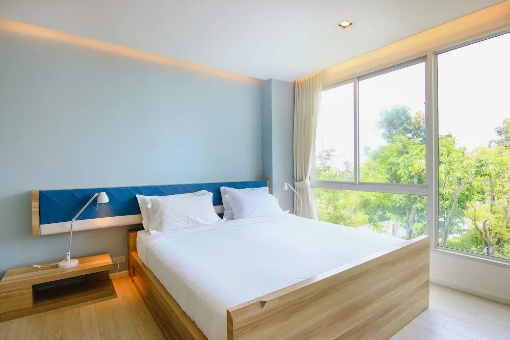 Хуахин: Hua Hin Luxury Beachfront Condo By Mon