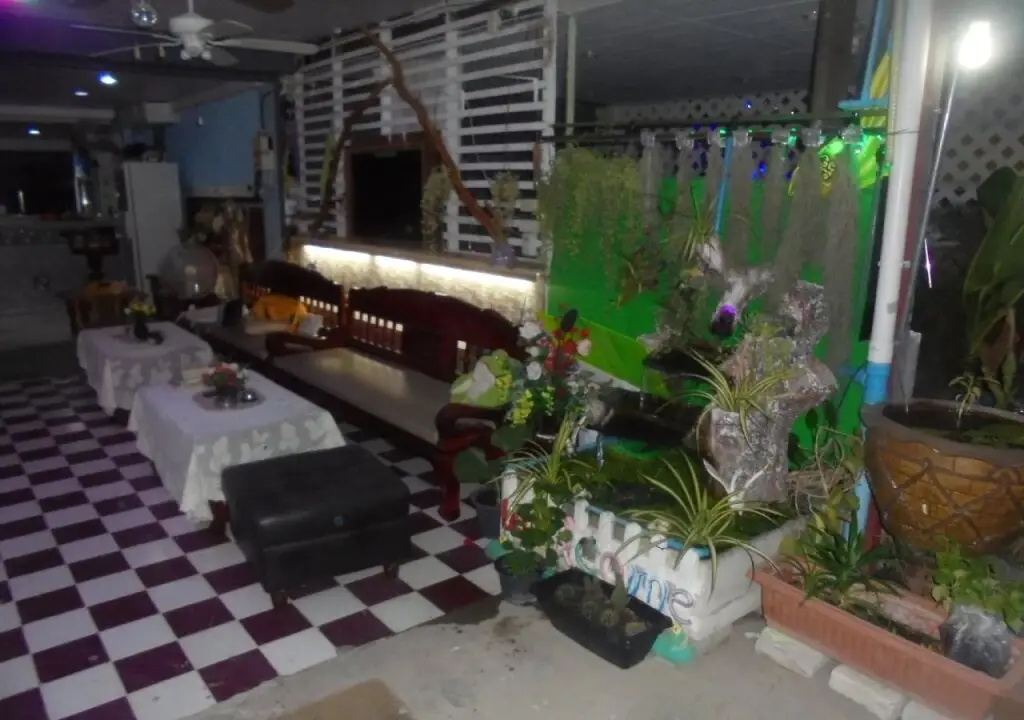 Чаам: Dee Dee Homestay & Guesthouse
