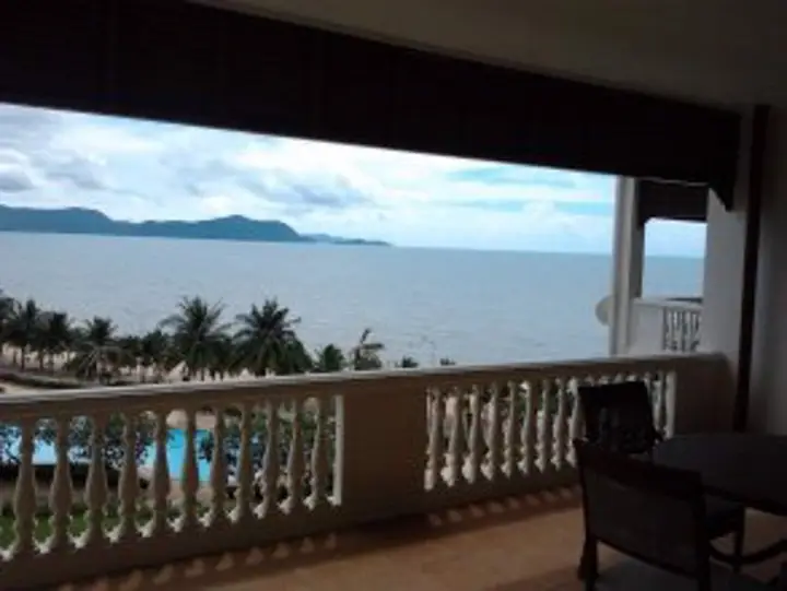 На Чом Тхиан: Baan Somprason Condo Pattaya