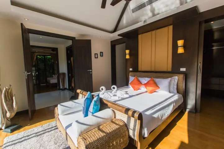 Муанг: Вилла Phuket Direct