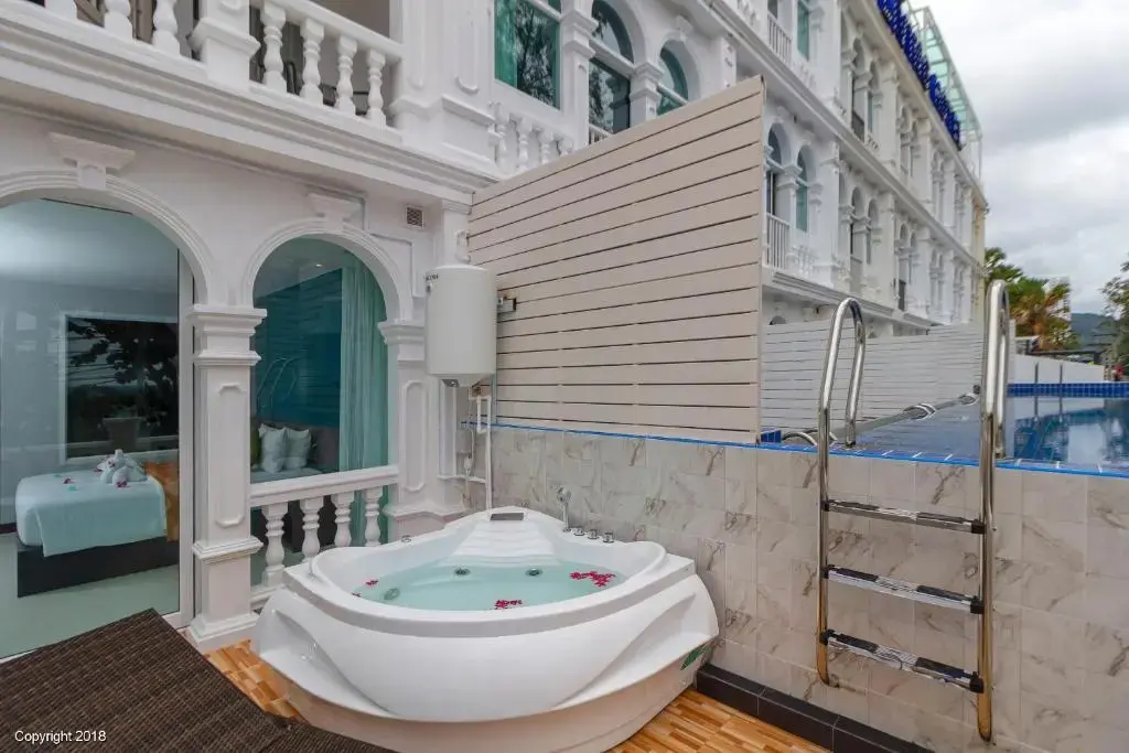 Патонг: Отель Modern Living Residence  Phuket Patong