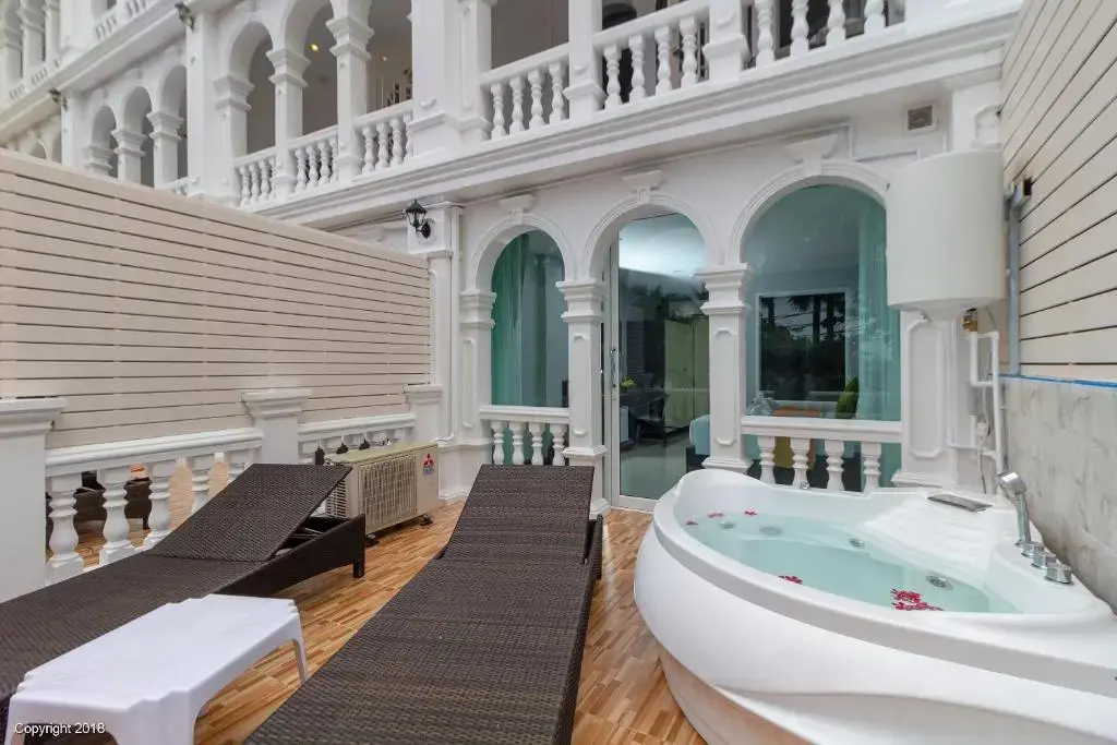 Патонг: Отель Modern Living Residence  Phuket Patong