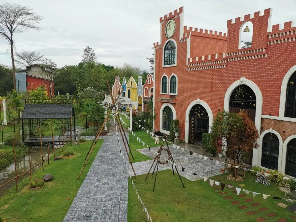 Накхоннайок: Phuiyara Resort