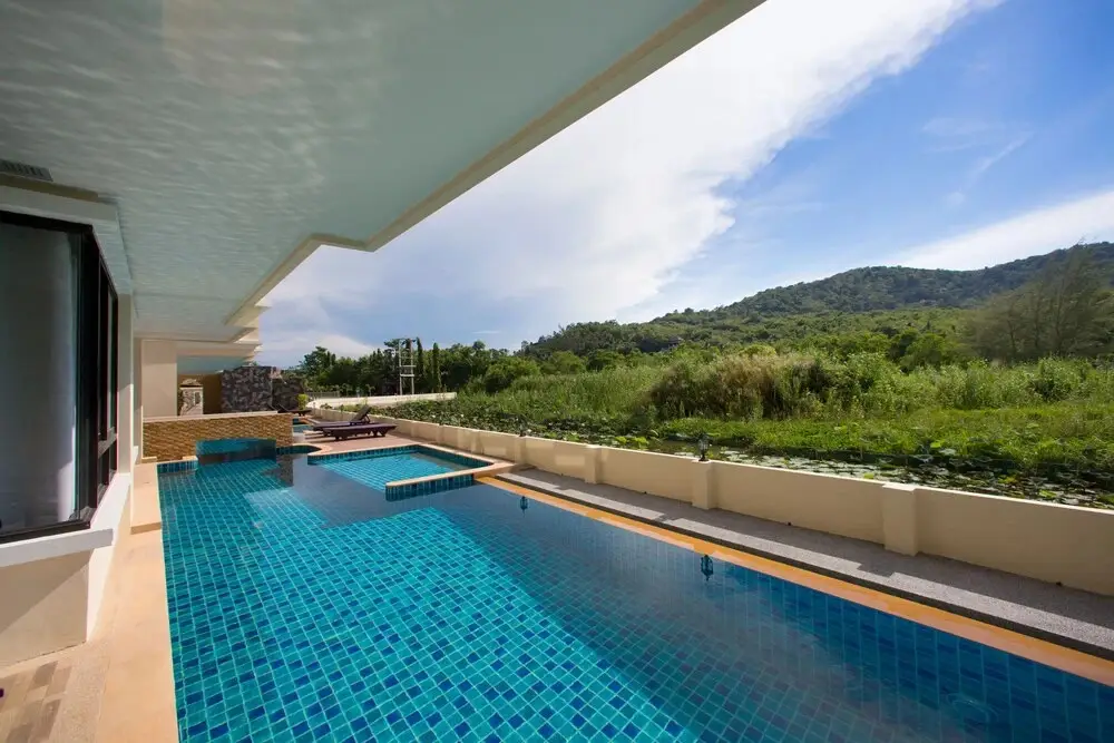 Муанг: The Lago 05