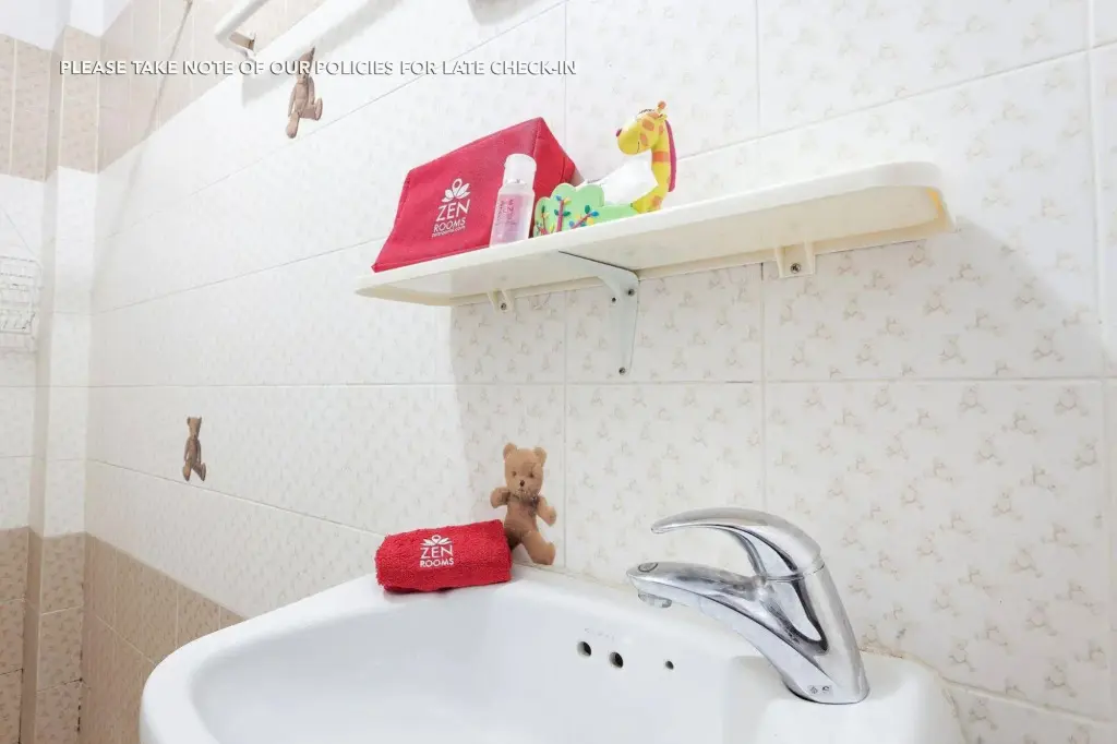 Кату: 普吉岛纳奈禅意旅馆(Zen Rooms Nanai Guesthouse)